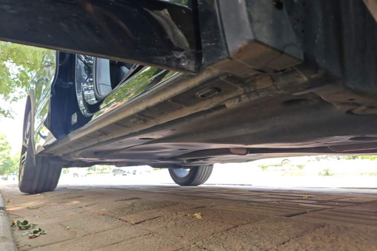 Used Volkswagen Tiguan L 2021 330TSI Automatic Two-Wheel Drive R-Line Enhanced Edition Right Side Sill