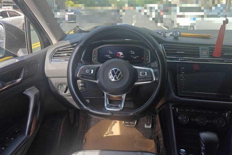Used Volkswagen Tiguan L 2021 330TSI Automatic Two-Wheel Drive R-Line Enhanced Edition Steering Wheel