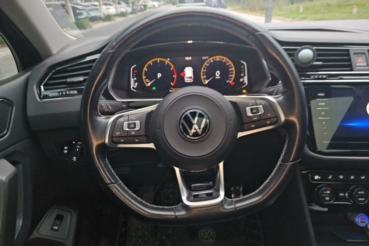 Used Volkswagen Tiguan L 2021 330TSI Automatic Two-Wheel Drive R-Line Enhanced Edition Steering Wheel