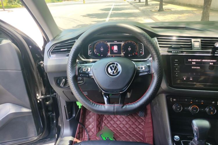 Used Volkswagen Tiguan L 2021 330TSI Automatic Two-Wheel Drive Smart Edition Steering Wheel