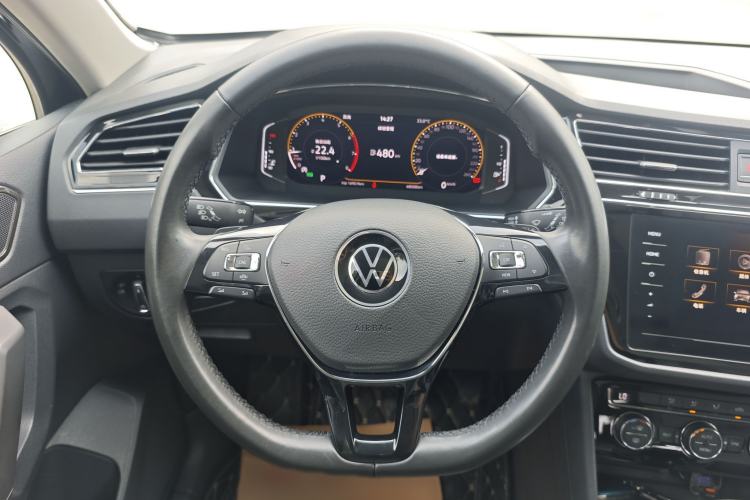 Used Volkswagen Tiguan L 2021 330TSI Automatic Two-Wheel Drive Smart Edition Steering Wheel