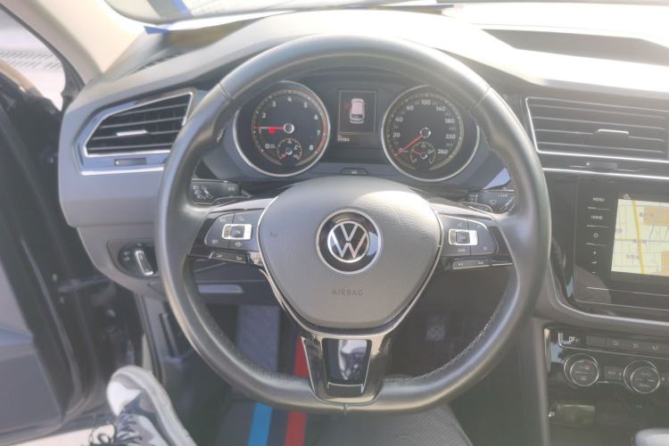 Used Volkswagen Tiguan L 2021 330TSI Automatic Two-Wheel Drive Smart Edition Steering Wheel