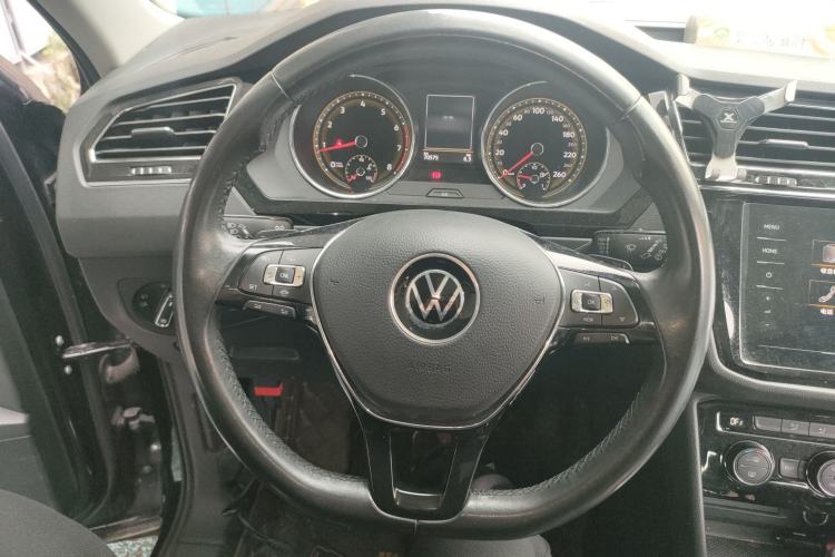 Used Volkswagen Tiguan L 2021 330TSI Automatic Two-Wheel Drive Smart Edition Steering Wheel
