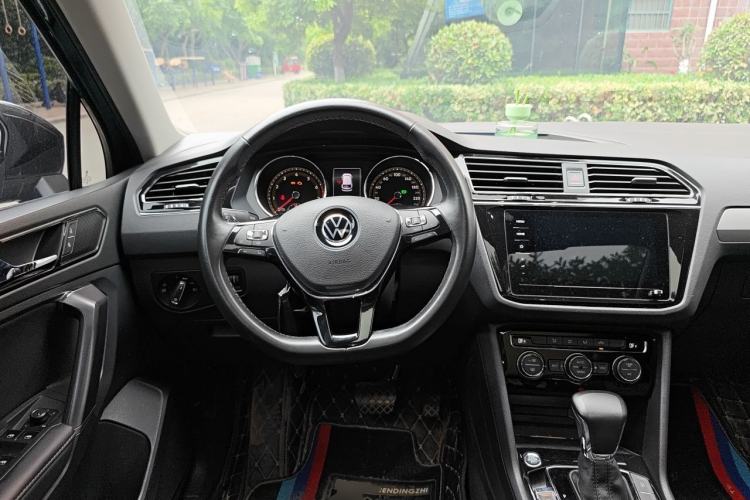 Used Volkswagen Tiguan L 2021 330TSI Automatic Two-Wheel Drive Smart Edition Steering Wheel