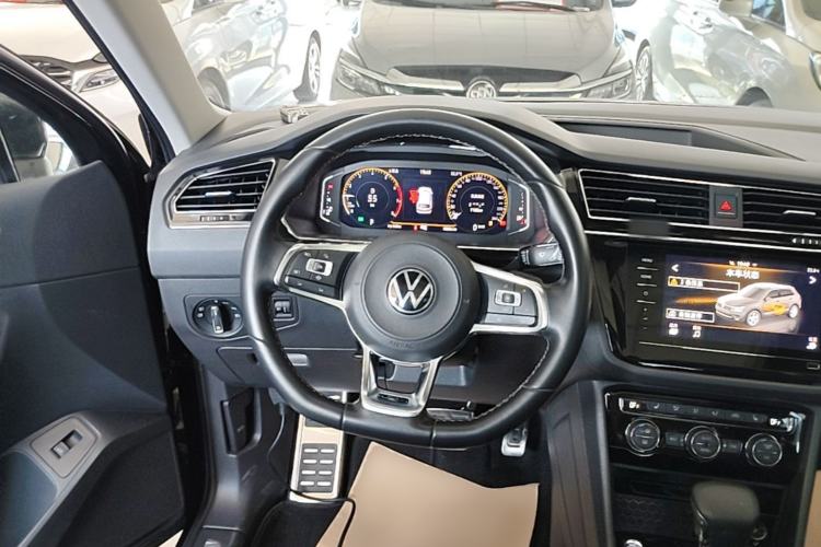 Used Volkswagen Tiguan L 2021 330TSI Automatic Two-Wheel Drive R-Line Enhanced Edition Steering Wheel