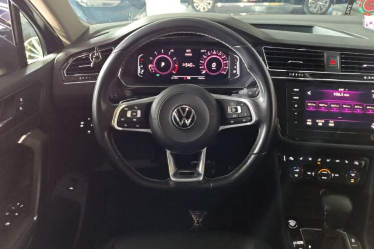 Used Volkswagen Tiguan L 2021 330TSI Automatic Two-Wheel Drive R-Line Enhanced Edition Steering Wheel
