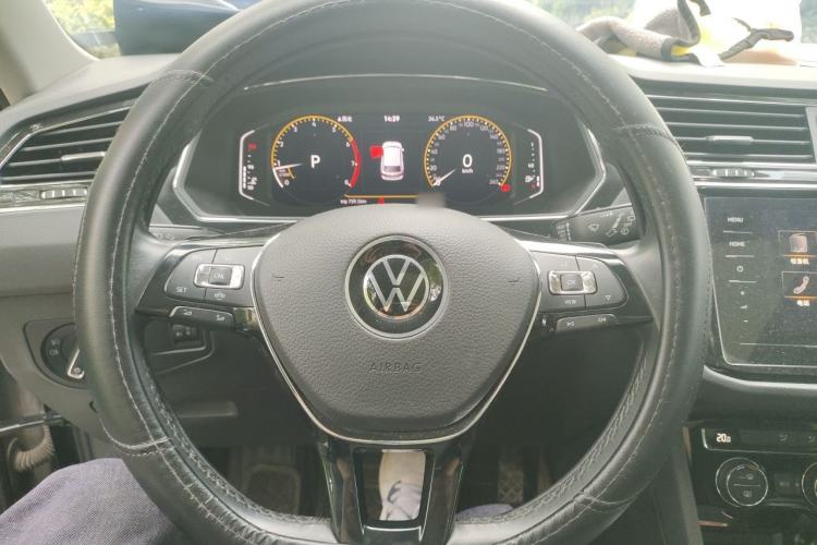 Used Volkswagen Tiguan L 2021 330TSI Automatic Two-Wheel Drive Smart Edition Steering Wheel