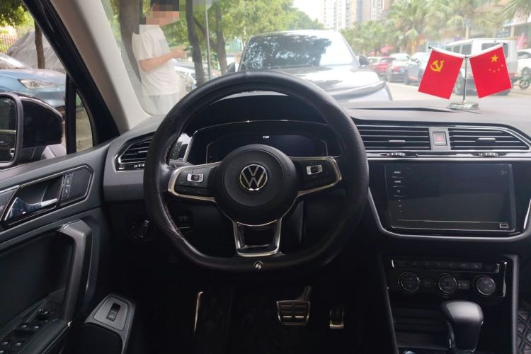 Used Volkswagen Tiguan L 2021 330TSI Automatic Two-Wheel Drive R-Line Enhanced Edition Steering Wheel
