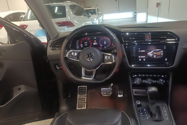 Used Volkswagen Tiguan L 2021 330TSI Automatic Two-Wheel Drive R-Line Flagship Edition Steering Wheel