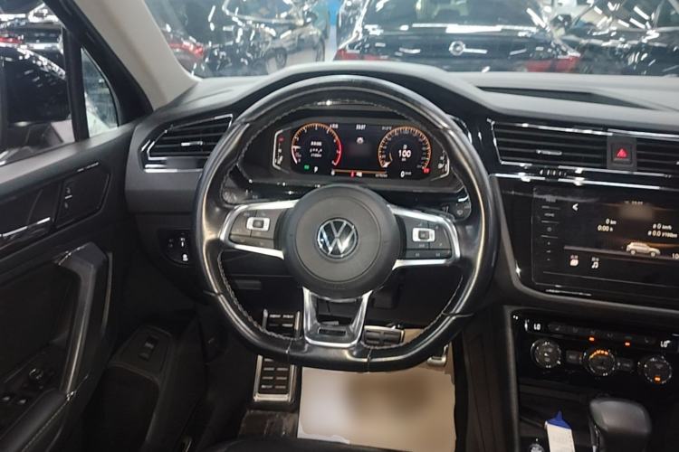 Used Volkswagen Tiguan L 2021 330TSI Automatic Two-Wheel Drive R-Line Enhanced Edition Steering Wheel