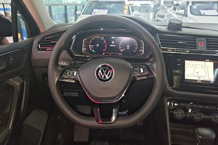 Used Volkswagen Tiguan L 2021 330TSI Automatic Two-Wheel Drive Smart Edition Steering Wheel
