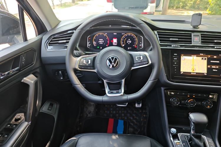 Used Volkswagen Tiguan L 2021 330TSI Automatic Two-Wheel Drive R-Line Enhanced Edition Steering Wheel