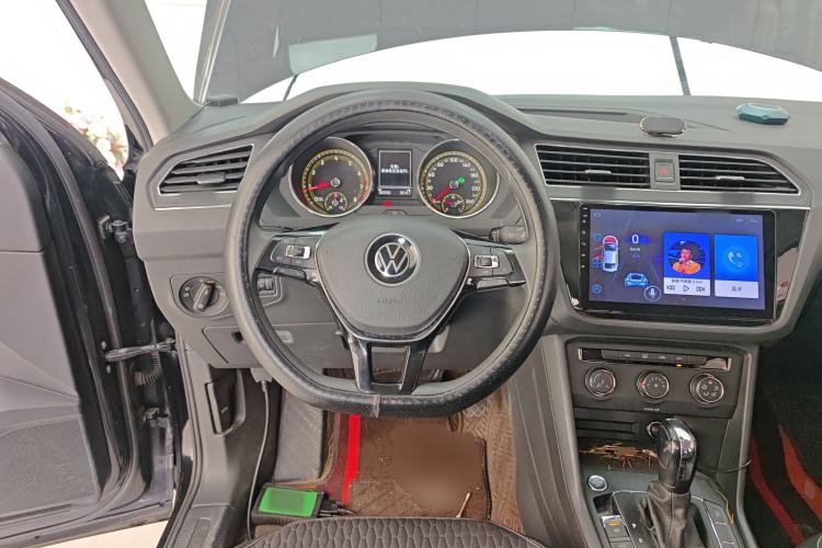 Used Volkswagen Tiguan L 2021 330TSI Automatic Two-Wheel Drive Comfort Edition Steering Wheel