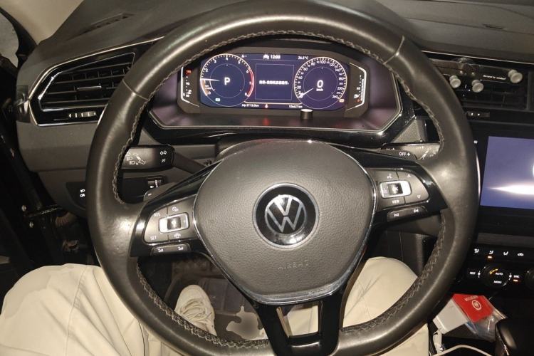 Used Volkswagen Tiguan L 2021 330TSI Automatic Two-Wheel Drive Smart Edition Steering Wheel