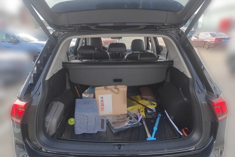 Used Volkswagen Tiguan L 2021 280TSI Automatic Two-Wheel Drive Smart Edition Trunk