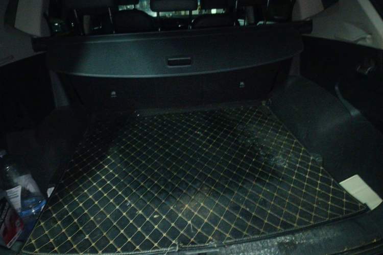 Used Volkswagen Tiguan L 2021 330TSI Automatic Two-Wheel Drive Smart Edition Trunk