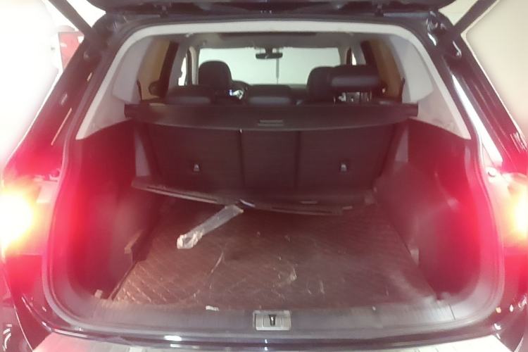 Used Volkswagen Tiguan L 2021 330TSI Automatic Two-Wheel Drive R-Line Flagship Edition Trunk