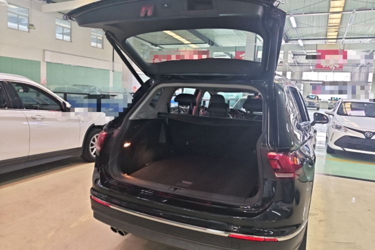 Used Volkswagen Tiguan L 2021 330TSI Automatic Two-Wheel Drive Smart Edition Trunk