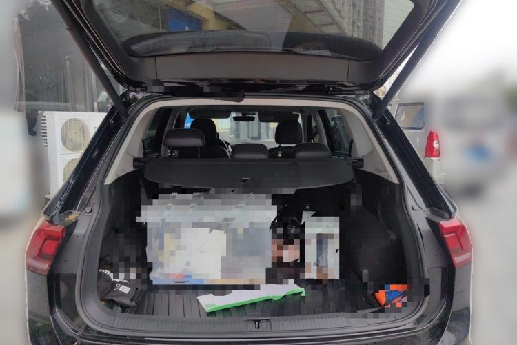 Used Volkswagen Tiguan L 2021 330TSI Automatic Two-Wheel Drive R-Line Enhanced Edition Trunk