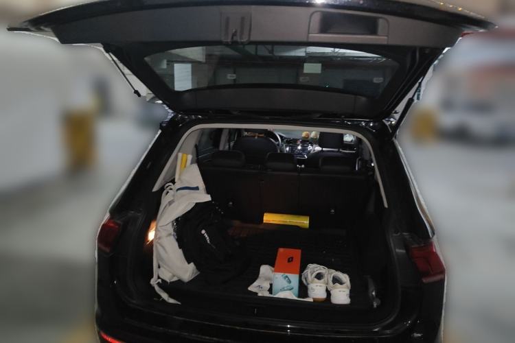 Used Volkswagen Tiguan L 2021 330TSI Automatic Two-Wheel Drive Smart Edition Trunk