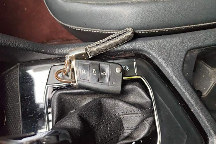 Used Volkswagen Tiguan L 2021 330TSI Automatic Two-Wheel Drive R-Line Enhanced Edition Vehicle Key