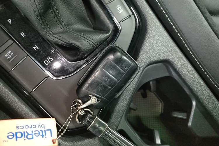 Used Volkswagen Tiguan L 2021 330TSI Automatic Two-Wheel Drive Smart Edition Vehicle Key