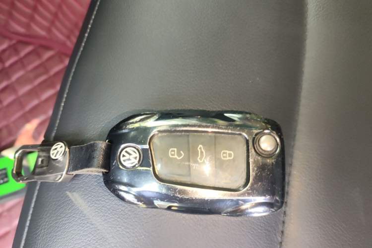 Used Volkswagen Tiguan L 2021 330TSI Automatic Two-Wheel Drive Smart Edition Vehicle Key