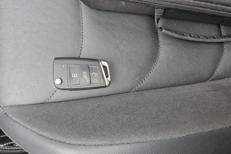 Used Volkswagen Tiguan L 2021 330TSI Automatic Two-Wheel Drive Smart Edition Vehicle Key