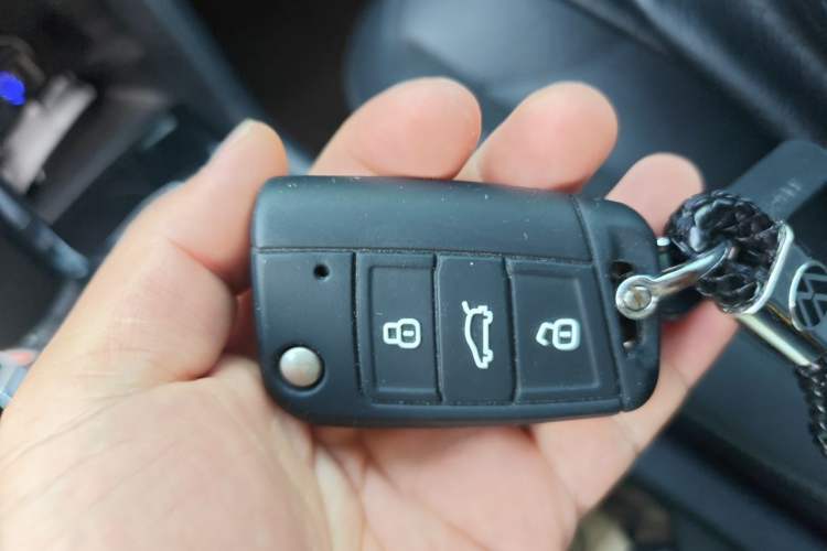Used Volkswagen Tiguan L 2021 330TSI Automatic Two-Wheel Drive R-Line Enhanced Edition Vehicle Key