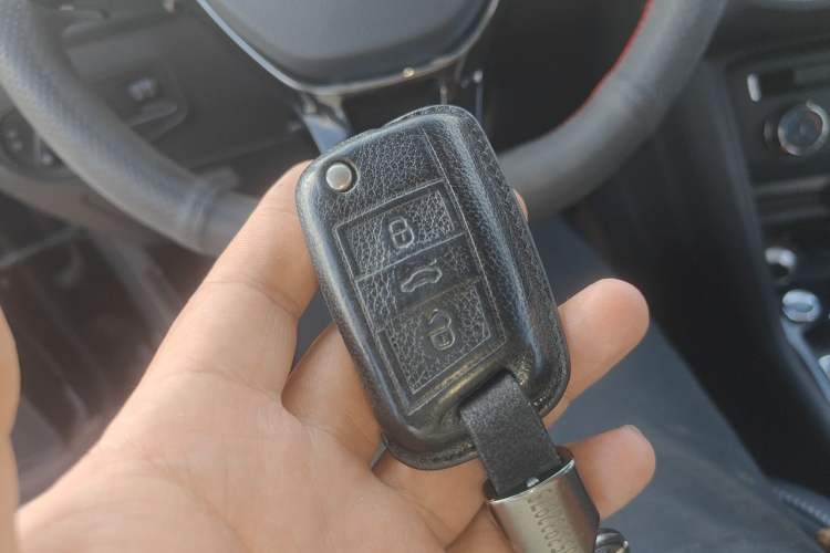 Used Volkswagen Tiguan L 2021 280TSI Automatic Two-Wheel Drive Smart Edition Vehicle Key