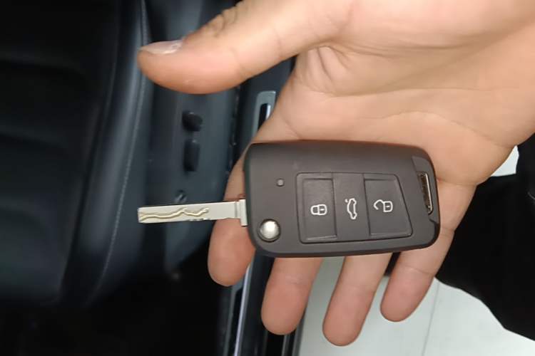 Used Volkswagen Tiguan L 2021 330TSI Automatic Two-Wheel Drive R-Line Enhanced Edition Vehicle Key