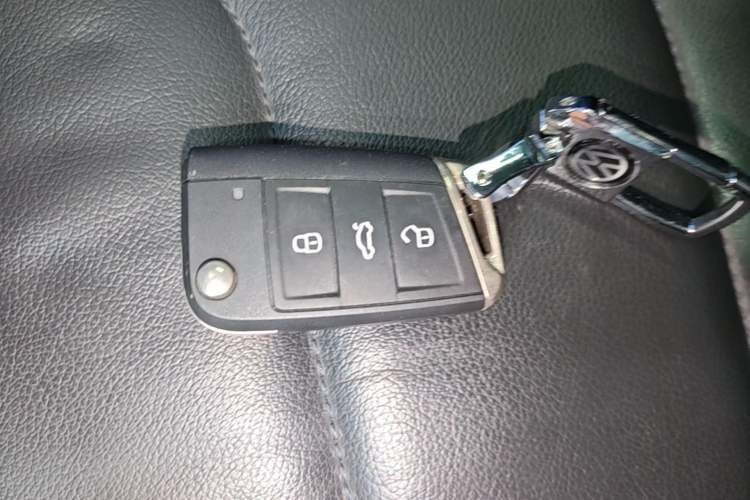 Used Volkswagen Tiguan L 2021 330TSI Automatic Two-Wheel Drive R-Line Enhanced Edition Vehicle Key