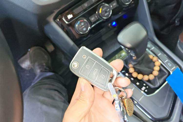 Used Volkswagen Tiguan L 2021 330TSI Automatic Two-Wheel Drive Smart Edition Vehicle Key