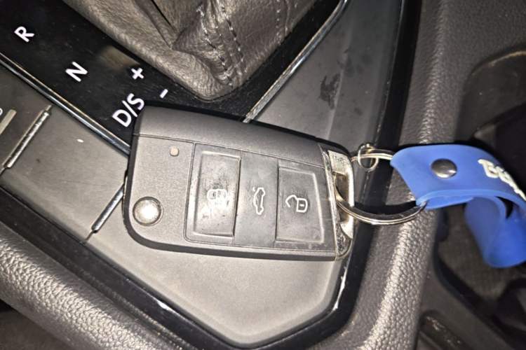 Used Volkswagen Tiguan L 2021 330TSI Automatic Two-Wheel Drive Smart Edition Vehicle Key