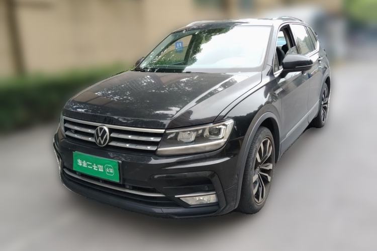 Used Volkswagen Tiguan L 2021 330TSI Automatic Two-Wheel Drive R-Line Enhanced Edition Guazi used car, China used car export, Used car for sale, Used  cars, Cheapest cars for sale