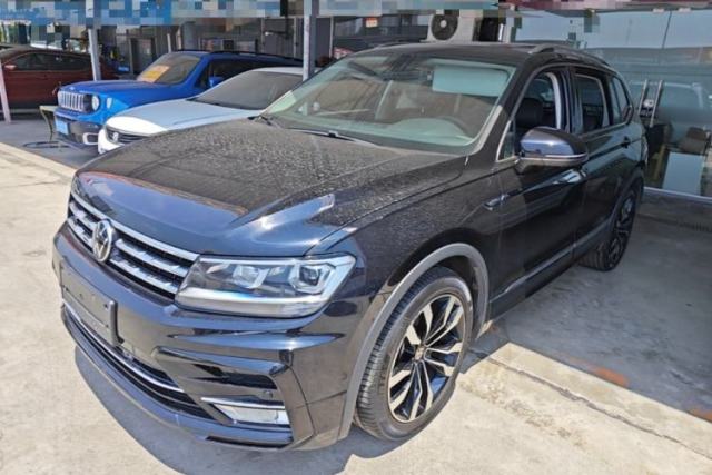 Używany Volkswagen Tiguan L 2021 330TSI Automatic Two-Wheel Drive R-Line Enhanced Edition