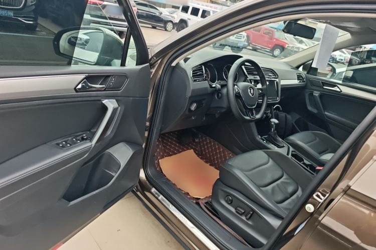 Used Volkswagen Tiguan L 2021 330TSI Automatic Two-Wheel Drive Smart Edition Driver Seat