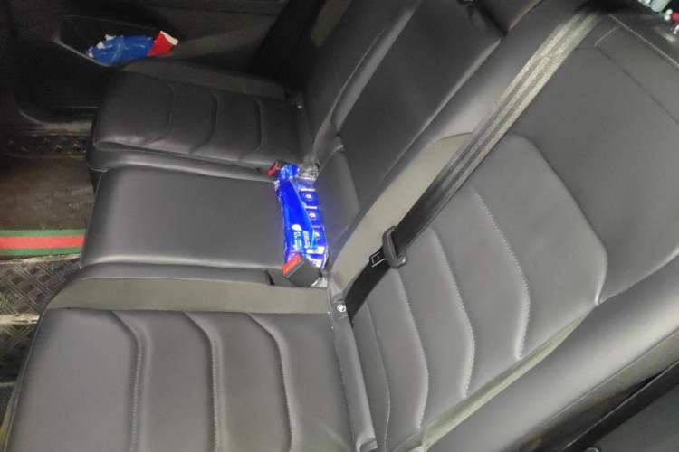 Used Volkswagen Tiguan L 2021 330TSI Automatic Two-Wheel Drive Smart Edition Left Rear Seat