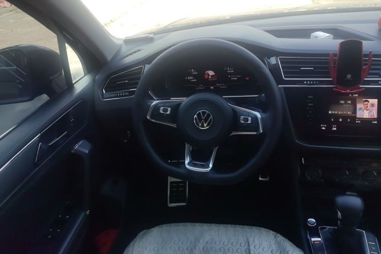Used Volkswagen Tiguan L 2021 330TSI Automatic Two-Wheel Drive R-Line Enhanced Edition Steering Wheel