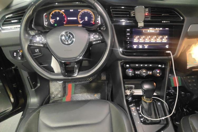 Used Volkswagen Tiguan L 2021 330TSI Automatic Two-Wheel Drive Smart Edition Steering Wheel