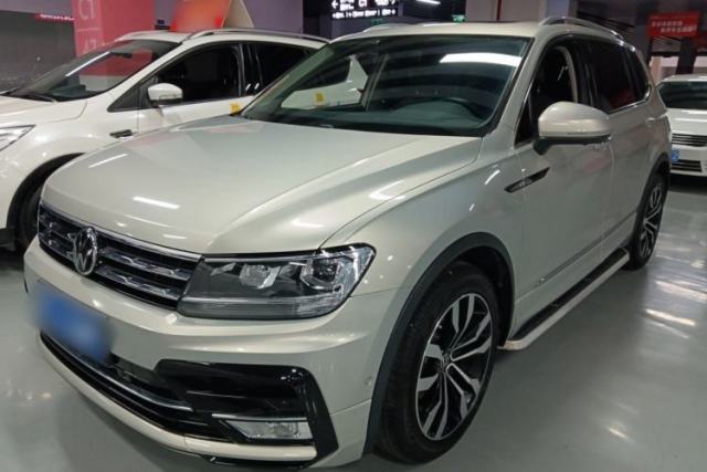 Volkswagen Tiguan L 2021 330TSI Automatic Two-Wheel Drive R-Line Enhanced Edition usado