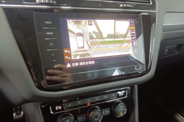 Used Volkswagen Tiguan L 2021 330TSI Automatic Two-Wheel Drive R-Line Enhanced Edition Audio And AC Panel