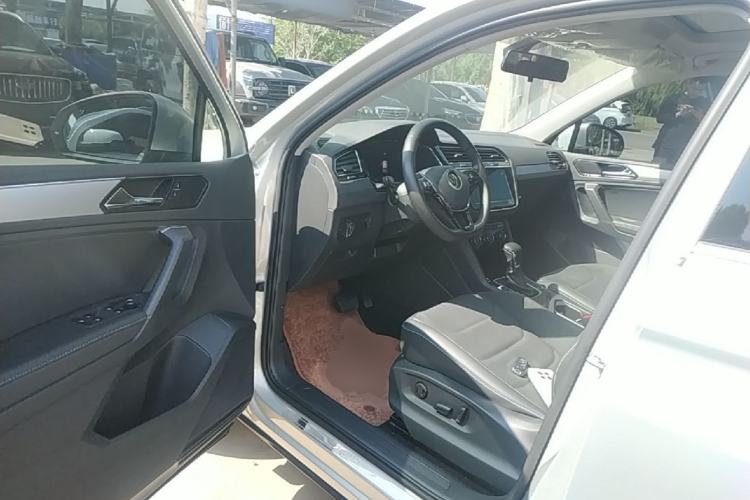 Used Volkswagen Tiguan L 2021 330TSI Automatic Two-Wheel Drive Smart Edition Driver Seat
