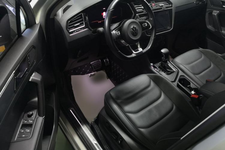 Used Volkswagen Tiguan L 2021 330TSI Automatic Two-Wheel Drive R-Line Enhanced Edition Driver Seat