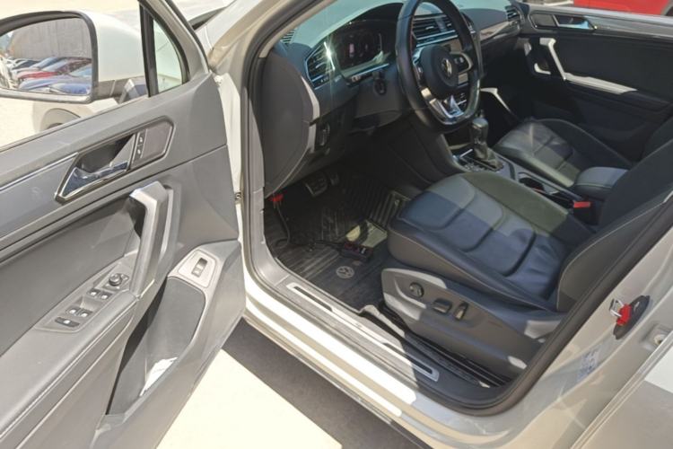 Used Volkswagen Tiguan L 2021 330TSI Automatic Two-Wheel Drive R-Line Enhanced Edition Driver Seat