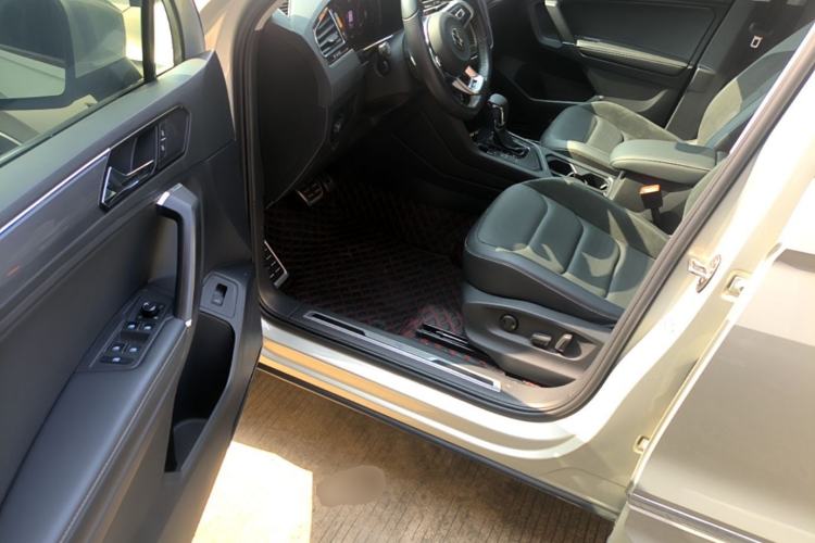 Used Volkswagen Tiguan L 2021 330TSI Automatic Two-Wheel Drive R-Line Enhanced Edition Driver Seat