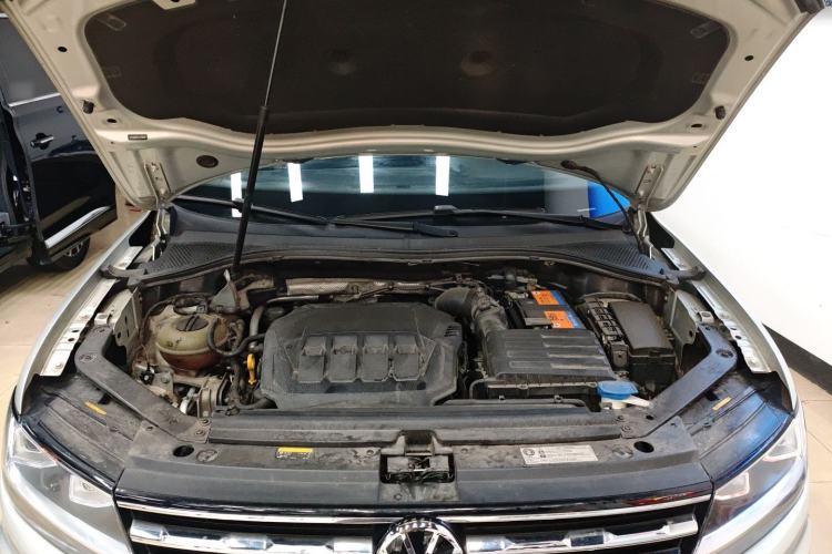 Used Volkswagen Tiguan L 2021 330TSI Automatic Two-Wheel Drive Smart Edition Engine Bay