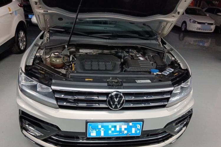Used Volkswagen Tiguan L 2021 330TSI Automatic Two-Wheel Drive R-Line Enhanced Edition Engine Bay