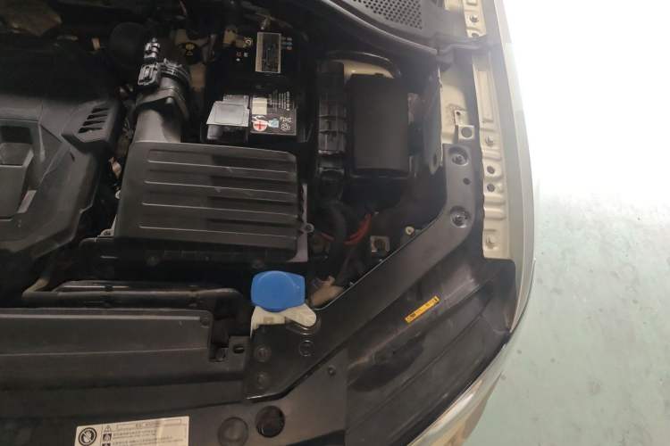 Used Volkswagen Tiguan L 2021 330TSI Automatic Two-Wheel Drive Smart Edition Engine Bay Left