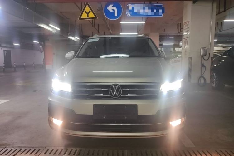 Used Volkswagen Tiguan L 2021 330TSI Automatic Two-Wheel Drive R-Line Flagship Edition Front